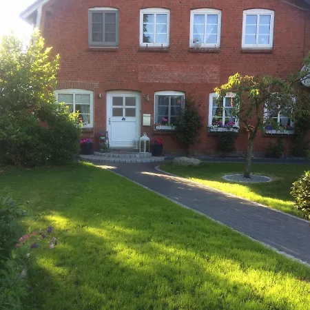 Stilvolle Ferienwohnung Bei Bad Segeberg Blunk Exterior photo